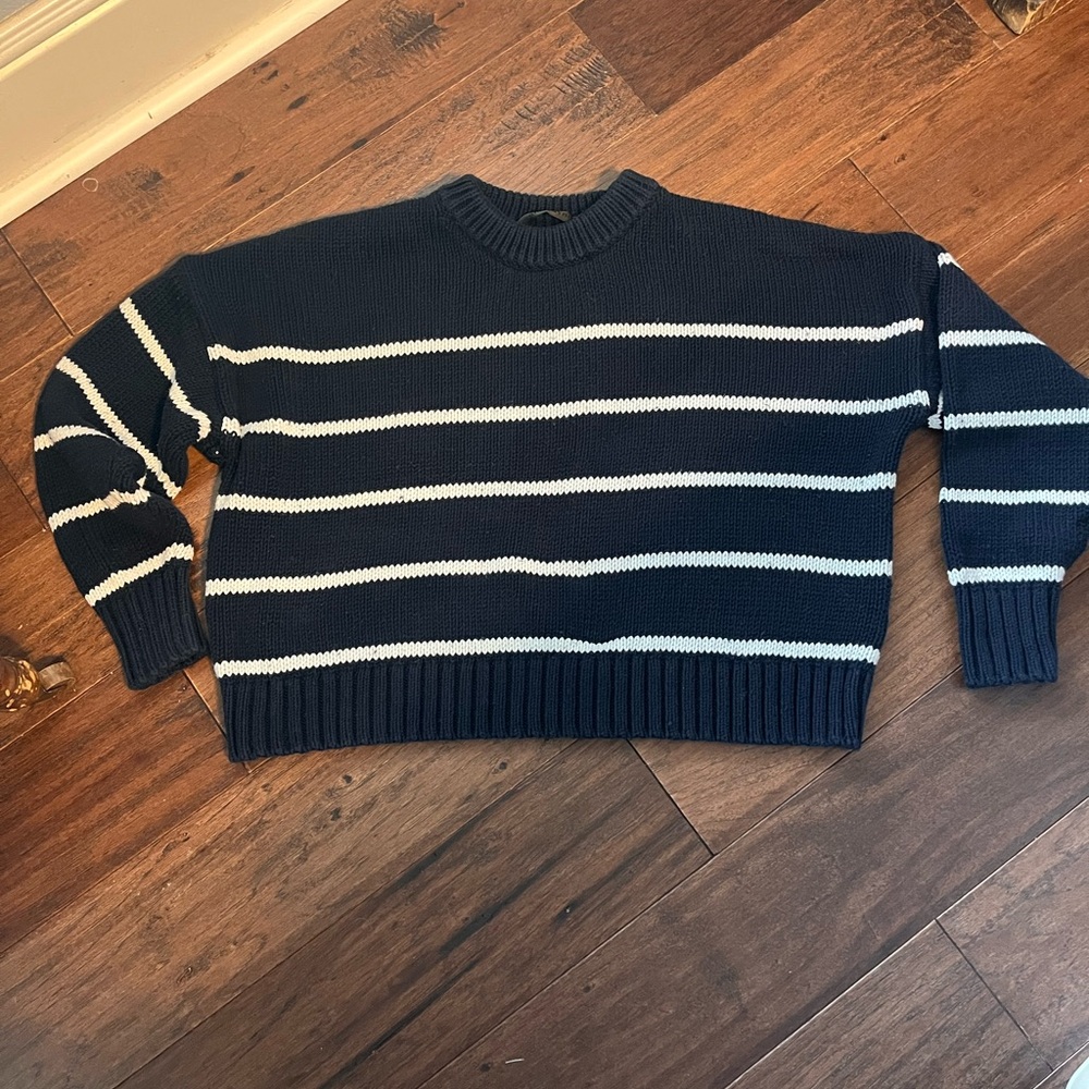 Jenni Kayne Cotton Crew Neck Sweater   Cropped fit. Navy & White Striped Sweater